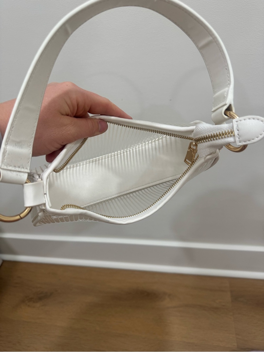 Clear Purse - Picture 4 of 5